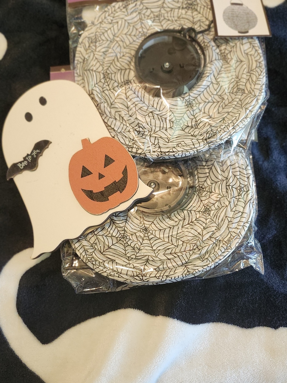 Halloween Bundle 2 White & Black Paper Lanterns, 1 Wooden Ghost